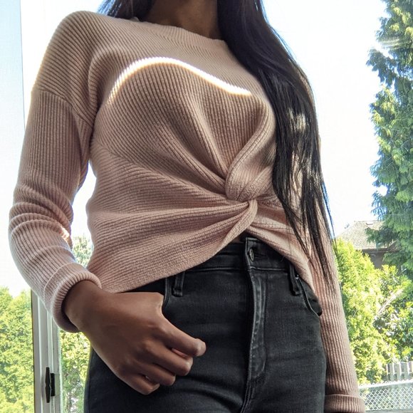 Blush Pink Sweater - Picture 1 of 13
